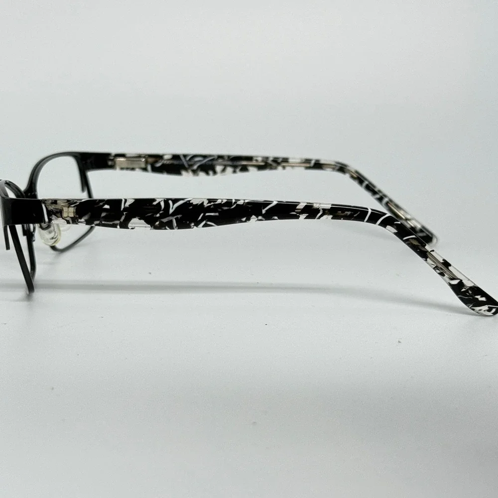 BCBGMaxAzria measurements lens